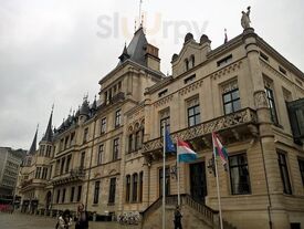 Salle intérieure du Bistrot de la Presse, Luxembourg